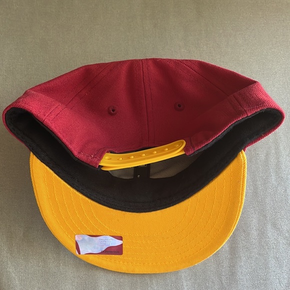 SnapBack USC Hat size Infant - Picture 3 of 3